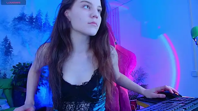 Snapshot of MilaStoyne chatting on January 15, 2026, 7:46 am MilaStoyne online show from January 15, 2026, 7:46 am