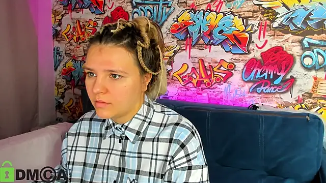 Jenny Jimmy online show from November 3, 2025, 1:08 am