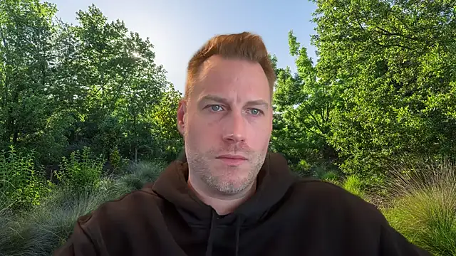 Snapshot of Christian87xxx chatting on January 29, 2025, 10:05 am Christian87xxx online show from January 29, 2025, 10:05 am