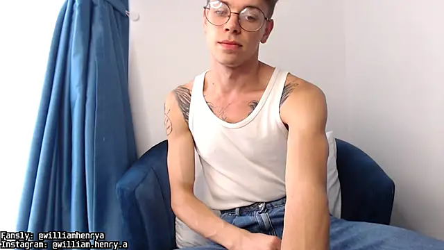 Snapshot of William_Henry_ chatting on February 6, 2025, 7:56 am William Henry online show from February 6, 2025, 7:56 am