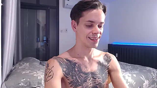 Snapshot of William_Henry_ chatting on October 6, 2025, 11:29 am William Henry online show from October 6, 2025, 11:29 am