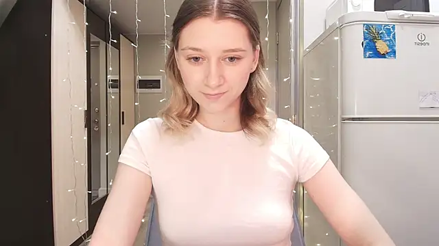 Snapshot of jackp0t__ chatting on December 19, 2025, 11:50 am jackp0t online show from December 19, 2025, 11:50 am