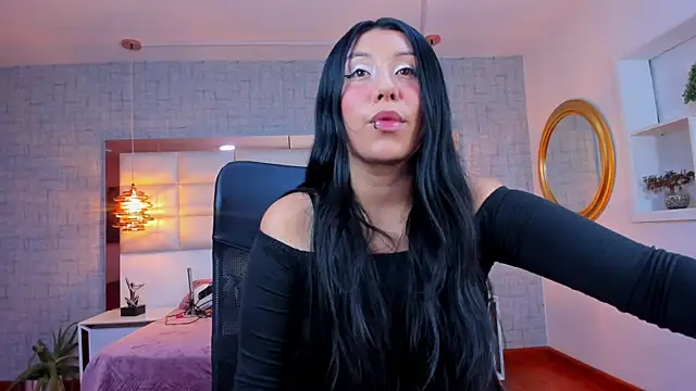 Nohemi louse online show from July 1, 2026, 7:13 pm