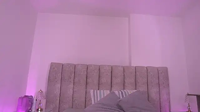 Snapshot of sara_lopee1 chatting on November 13, 2025, 11:53 am sara lopee1 online show from November 13, 2025, 11:53 am