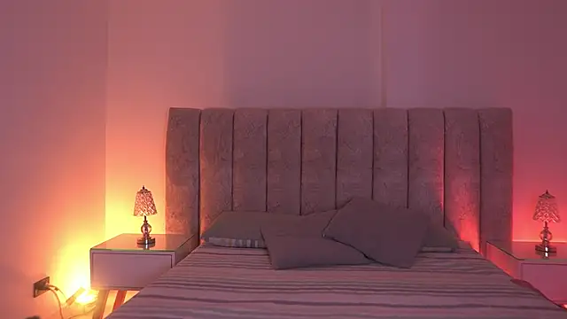 Snapshot of sara_lopee1 chatting on November 27, 2025, 11:56 am sara lopee1 online show from November 27, 2025, 11:56 am