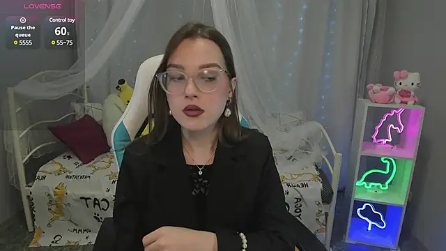 kaisajenner online show from March 5, 2025, 6:45 pm