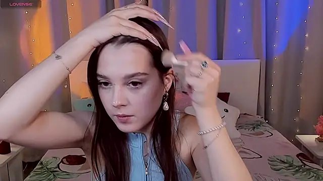 kaisajenner online show from November 11, 2025, 8:31 pm