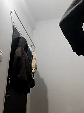 Snapshot of Hot_funky_boy chatting on January 14, 2026, 12:33 pm Hot funky boy online show from January 14, 2026, 12:33 pm