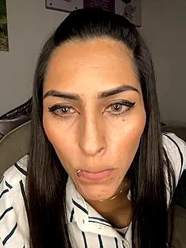 Snapshot of Sofiadelacruz chatting on October 3, 2025, 10:29 pm Sofiadelacruz online show from October 3, 2025, 10:29 pm