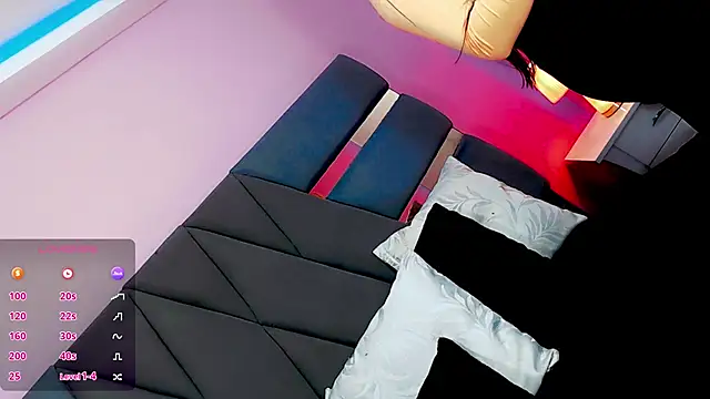 Dalis Hills online show from October 26, 2025, 12:22 pm