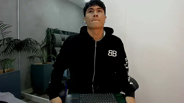 roan birkin online show from November 5, 2025, 7:03 pm