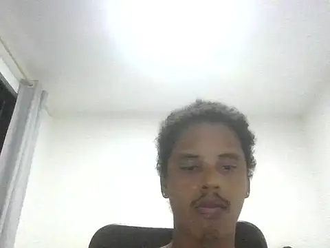Snapshot of ONegodoce25 chatting on April 25, 2026, 8:28 pm ONegodoce25 online show from April 25, 2026, 8:28 pm