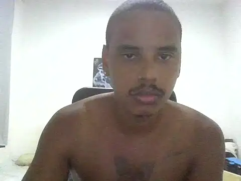 Snapshot of ONegodoce25 chatting on May 21, 2026, 10:39 pm ONegodoce25 online show from May 21, 2026, 10:39 pm