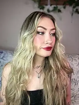 Snapshot of Lally_Valencia__ chatting on February 20, 2025, 5:01 am Lally Valencia online show from February 20, 2025, 5:01 am