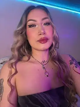 Snapshot of Lally_Valencia__ chatting on November 4, 2025, 8:46 am Lally Valencia online show from November 4, 2025, 8:46 am