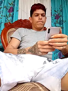 Snapshot of duquehotvoy chatting on February 11, 2025, 2:02 pm duquehotvoy online show from February 11, 2025, 2:02 pm