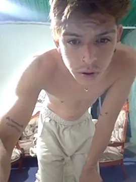 Snapshot of duquehotvoy chatting on March 3, 2026, 1:39 pm duquehotvoy online show from March 3, 2026, 1:39 pm