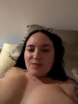 Orgasmille online show from December 17, 2025, 9:32 pm