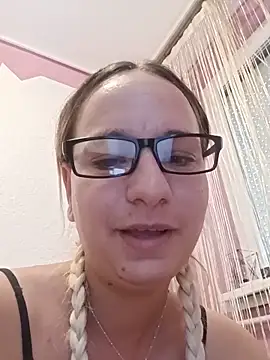 Snapshot of Mia_RainX chatting on June 10, 2026, 1:43 pm Mia RainX online show from June 10, 2026, 1:43 pm