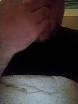 NAvoglia online show from November 14, 2025, 8:57 am