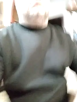 Snapshot of NAvoglia chatting on December 22, 2025, 9:56 pm NAvoglia online show from December 22, 2025, 9:56 pm