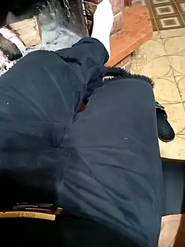 Snapshot of NAvoglia chatting on January 12, 2026, 10:04 pm NAvoglia online show from January 12, 2026, 10:04 pm