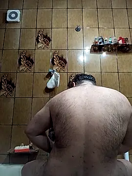 Snapshot of NAvoglia chatting on March 5, 2026, 12:34 pm NAvoglia online show from March 5, 2026, 12:34 pm