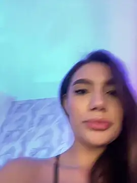 Snapshot of Alyssia_Collins chatting on February 5, 2025, 1:11 pm Alyssia Collins online show from February 5, 2025, 1:11 pm