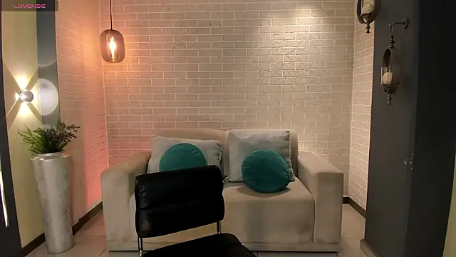 Snapshot of BeccaBaxter chatting on February 18, 2026, 12:01 pm BeccaBaxter online show from February 18, 2026, 12:01 pm