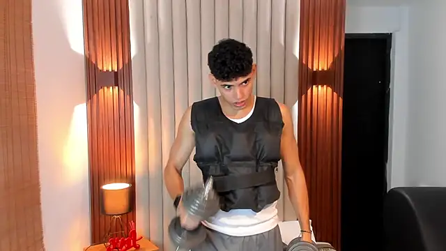 Snapshot of Justin_mack chatting on February 6, 2025, 5:09 pm Justin mack online show from February 6, 2025, 5:09 pm