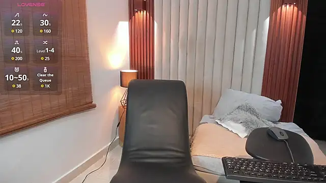 Snapshot of Justin_mack chatting on March 18, 2025, 12:03 pm Justin mack online show from March 18, 2025, 12:03 pm