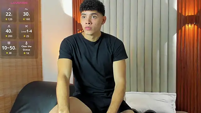 Snapshot of Justin_mack chatting on October 21, 2025, 12:28 pm Justin mack online show from October 21, 2025, 12:28 pm