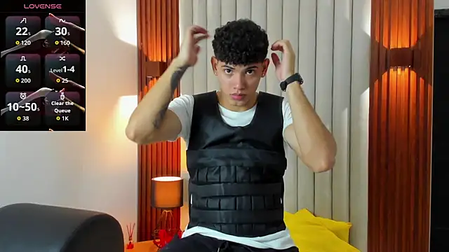 Snapshot of Justin_mack chatting on October 30, 2025, 7:25 pm Justin mack online show from October 30, 2025, 7:25 pm