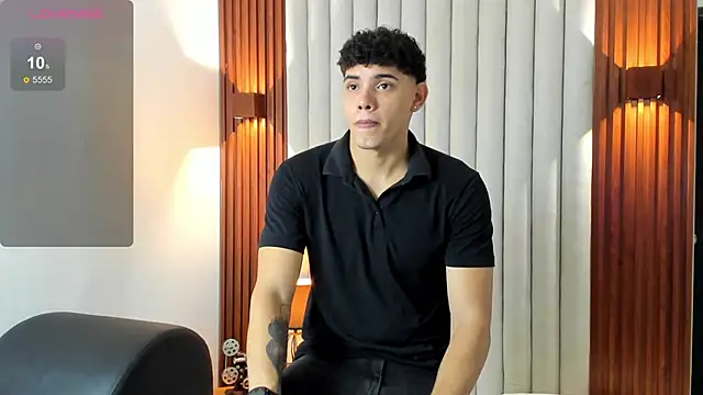 Snapshot of Justin_mack chatting on November 12, 2025, 11:54 am Justin mack online show from November 12, 2025, 11:54 am