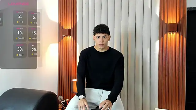 Snapshot of Justin_mack chatting on November 15, 2025, 12:02 pm Justin mack online show from November 15, 2025, 12:02 pm