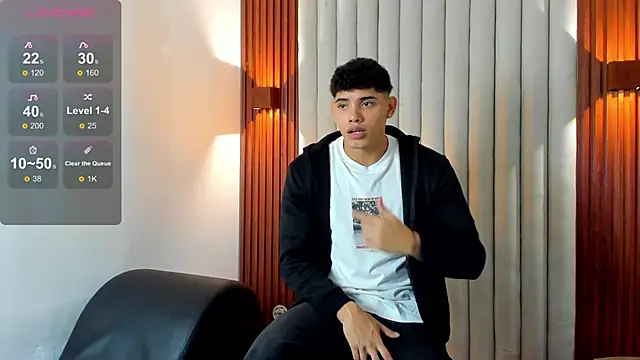 Snapshot of Justin_mack chatting on November 21, 2025, 11:42 am Justin mack online show from November 21, 2025, 11:42 am