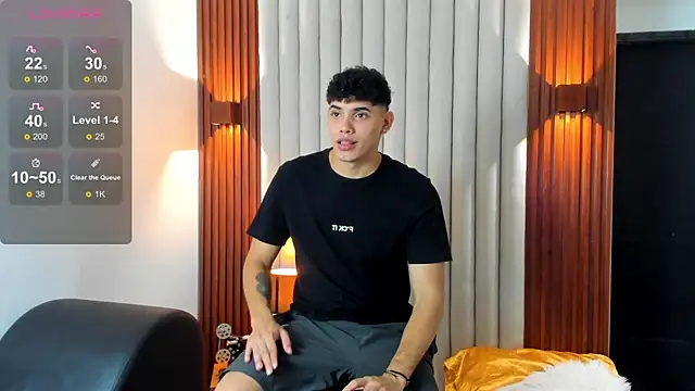 Snapshot of Justin_mack chatting on November 26, 2025, 7:15 pm Justin mack online show from November 26, 2025, 7:15 pm