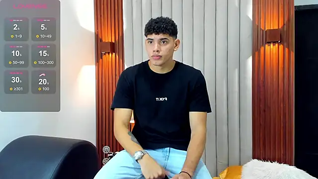 Snapshot of Justin_mack chatting on November 29, 2025, 7:17 pm Justin mack online show from November 29, 2025, 7:17 pm