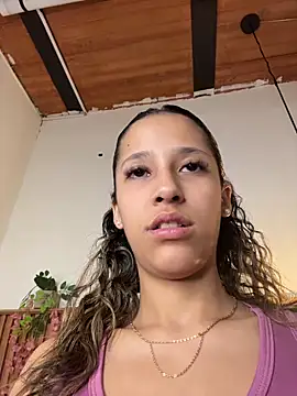 vicky bass online show from October 27, 2025, 9:08 pm