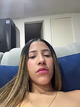 vicky bass online show from November 8, 2025, 3:07 am