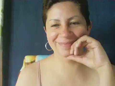 Snapshot of xxsexycutexxx chatting on March 19, 2025, 2:35 pm xxsexycutexxx online show from March 19, 2025, 2:35 pm