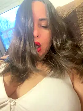 laarti online show from December 2, 2025, 4:35 pm