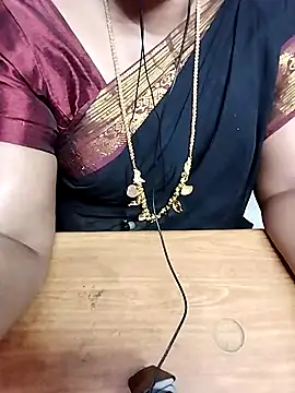 Tamil Radha online show from October 2, 2025, 7:32 pm