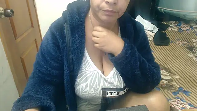 Snapshot of Siblleyx chatting on February 20, 2026, 10:32 pm Siblleyx online show from February 20, 2026, 10:32 pm