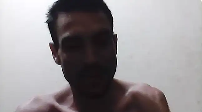 Snapshot of beatle666 chatting on February 9, 2025, 1:44 am beatle666 online show from February 9, 2025, 1:44 am