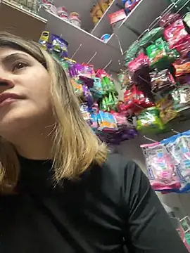 Snapshot of Andrea18_blonde chatting on February 16, 2026, 2:13 pm Andrea18 blonde online show from February 16, 2026, 2:13 pm