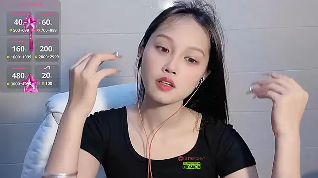 Snapshot of xunian71O chatting on February 16, 2025, 6:54 am xunian71O online show from February 16, 2025, 6:54 am