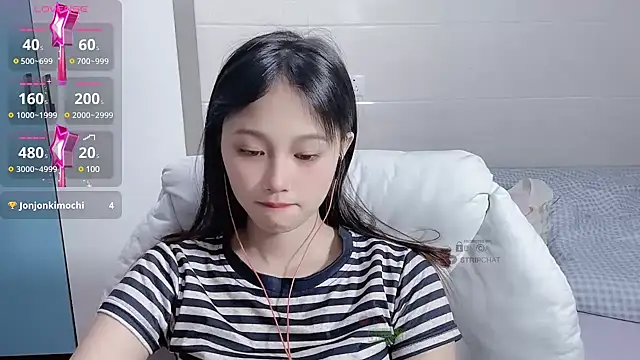 Snapshot of xunian71O chatting on February 22, 2025, 1:33 am xunian71O online show from February 22, 2025, 1:33 am