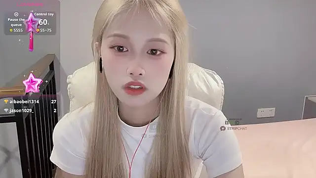 Snapshot of xunian71O chatting on October 3, 2025, 10:07 pm xunian71O online show from October 3, 2025, 10:07 pm