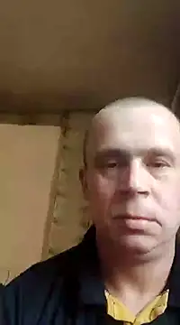 Snapshot of alex_brow_n chatting on February 4, 2025, 9:17 am alex brow n online show from February 4, 2025, 9:17 am